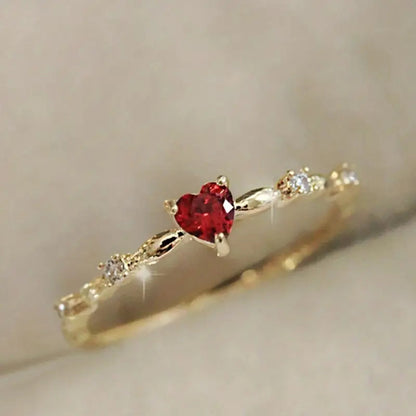 Coralyn Amoura Ring | Weißgold