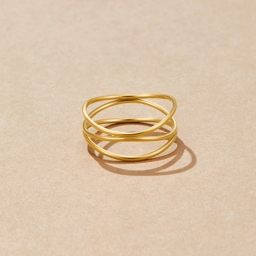 Gold Minimalist Wickel Ring
