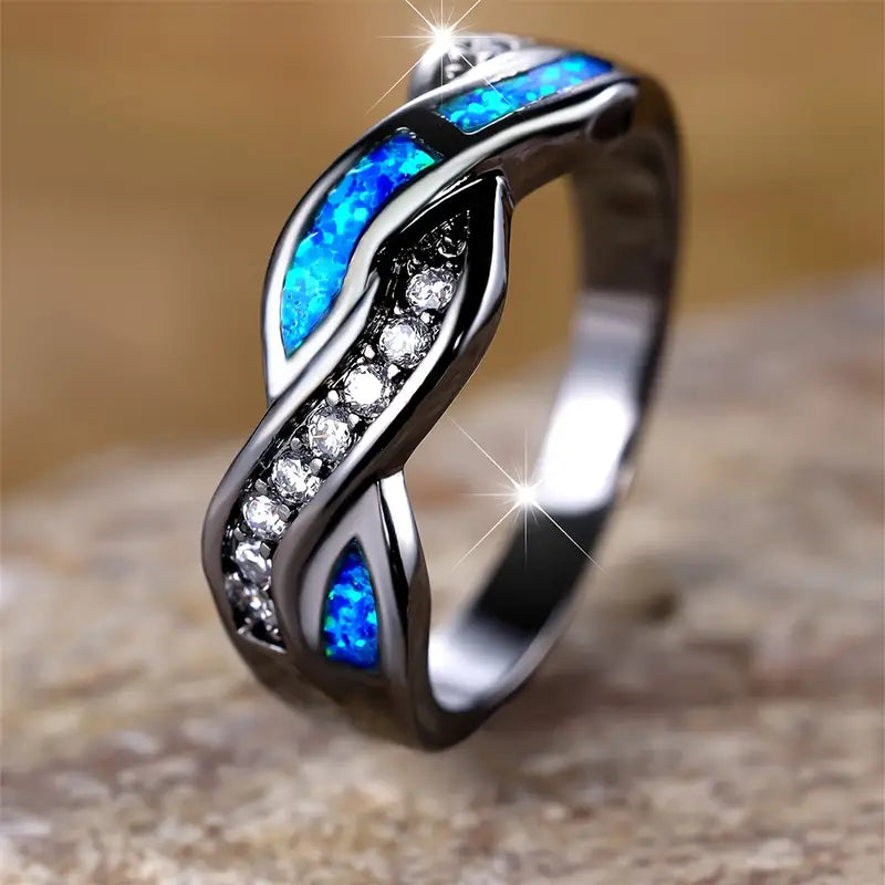 Thessia Lunebray Ring | Weißgold