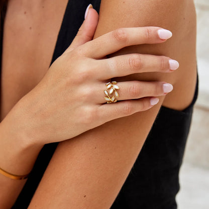 Gold Blatt Motiv Ring